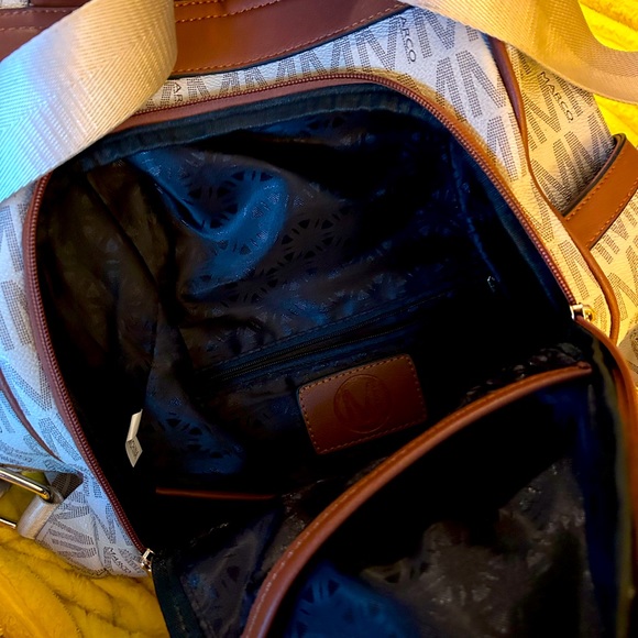Marco Leather Backpack - Picture 3 of 4